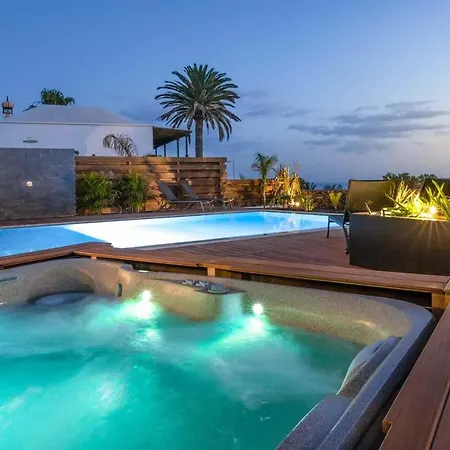 Estellar Villa Puerto del Carmen (Lanzarote)